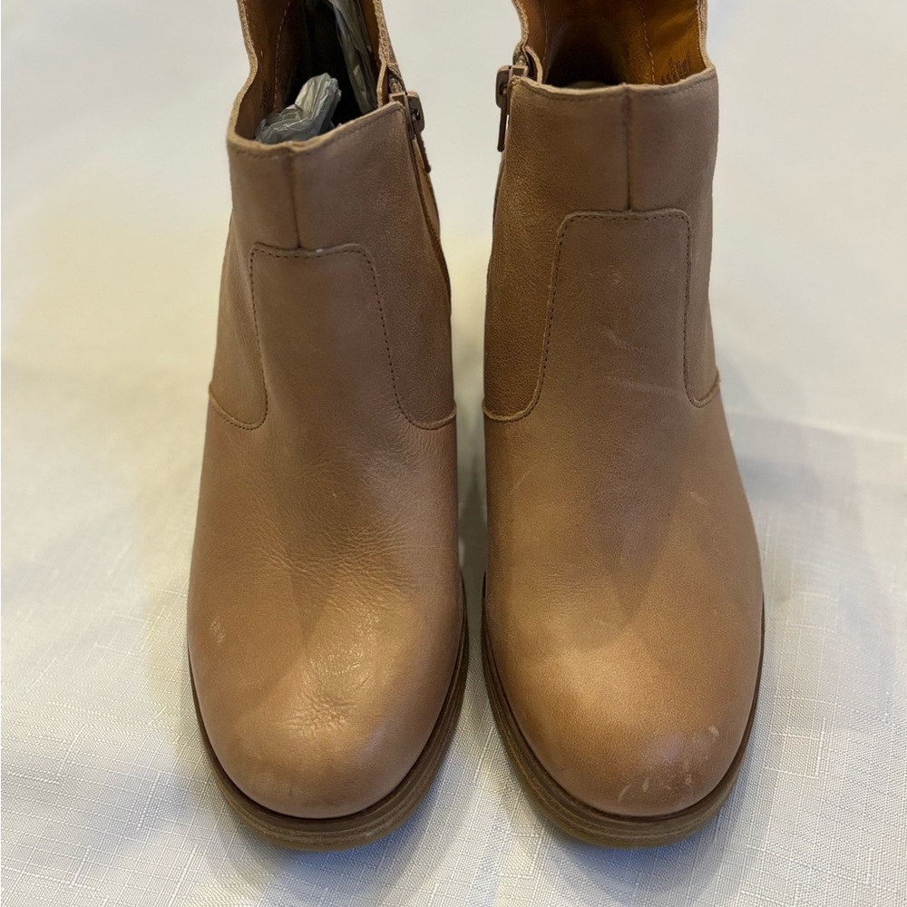Lucky Brand Tan Heeled Boots - Picture 2 of 7